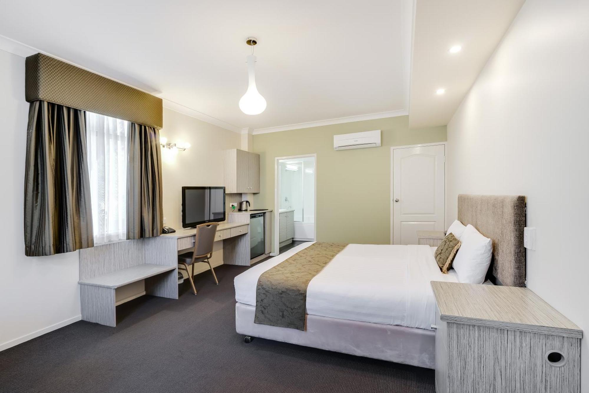 Prince Of Wales Hotel Уогга-Уогга Экстерьер фото