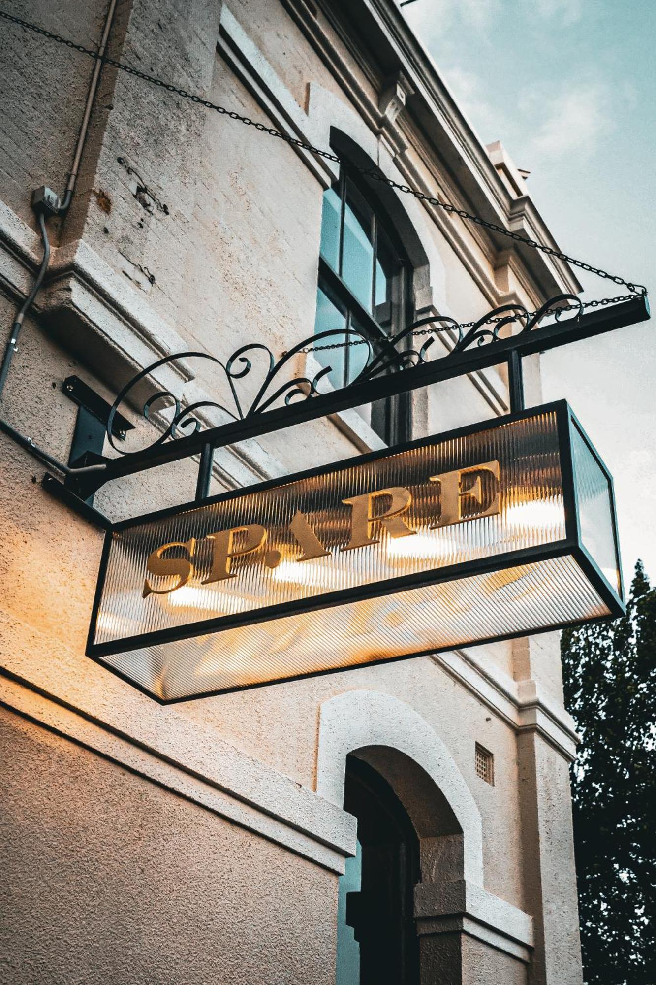 Prince Of Wales Hotel Уогга-Уогга Экстерьер фото